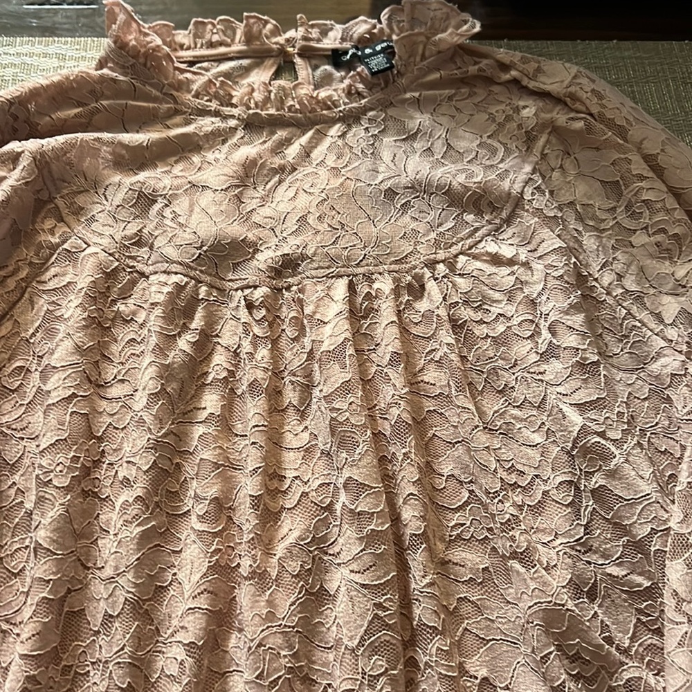 Floral lace Xl ladies top